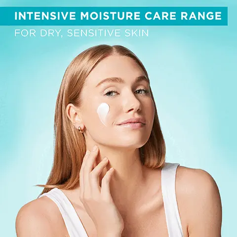 2 WEEKS OF CERAMIDE MOISTURE, Double cleansing washes away impurities, not hydration, Double moisturising for long-lasting hydration. No.1 IN JAPAN FOR SENSITIVE SKIN, Based on INTAGE Inc SRI Data, Sensitive Skincare Product Market, Mar 2018 Dec 2023, Value Base. THE RANGE.