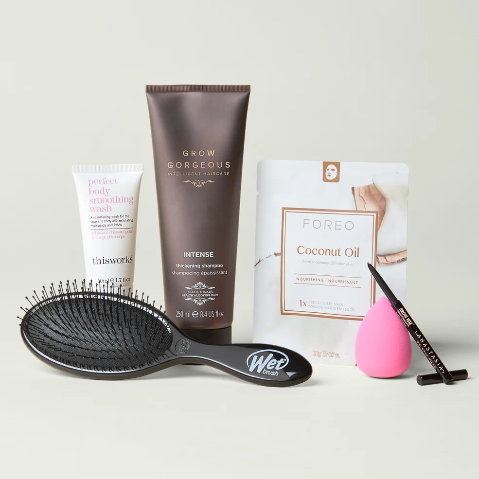 The October Beauty Box (Worth Over €65) Image 1