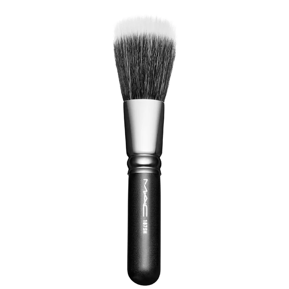 MAC 187SH Stippling Face Brush Image 1