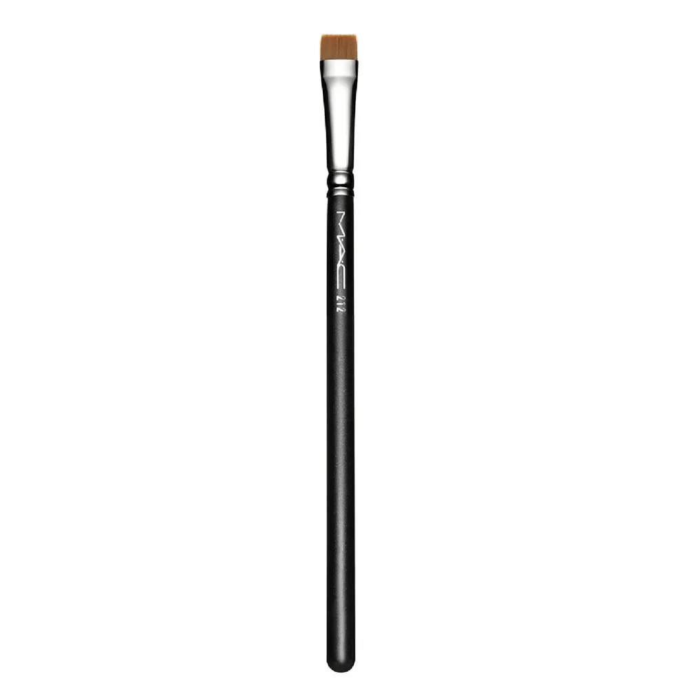 MAC 212 Flat Definer Brush Image 1