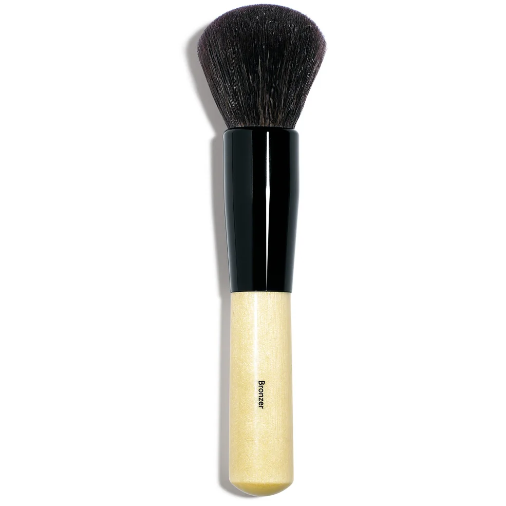 Bobbi Brown Bronzer Brush Image 1