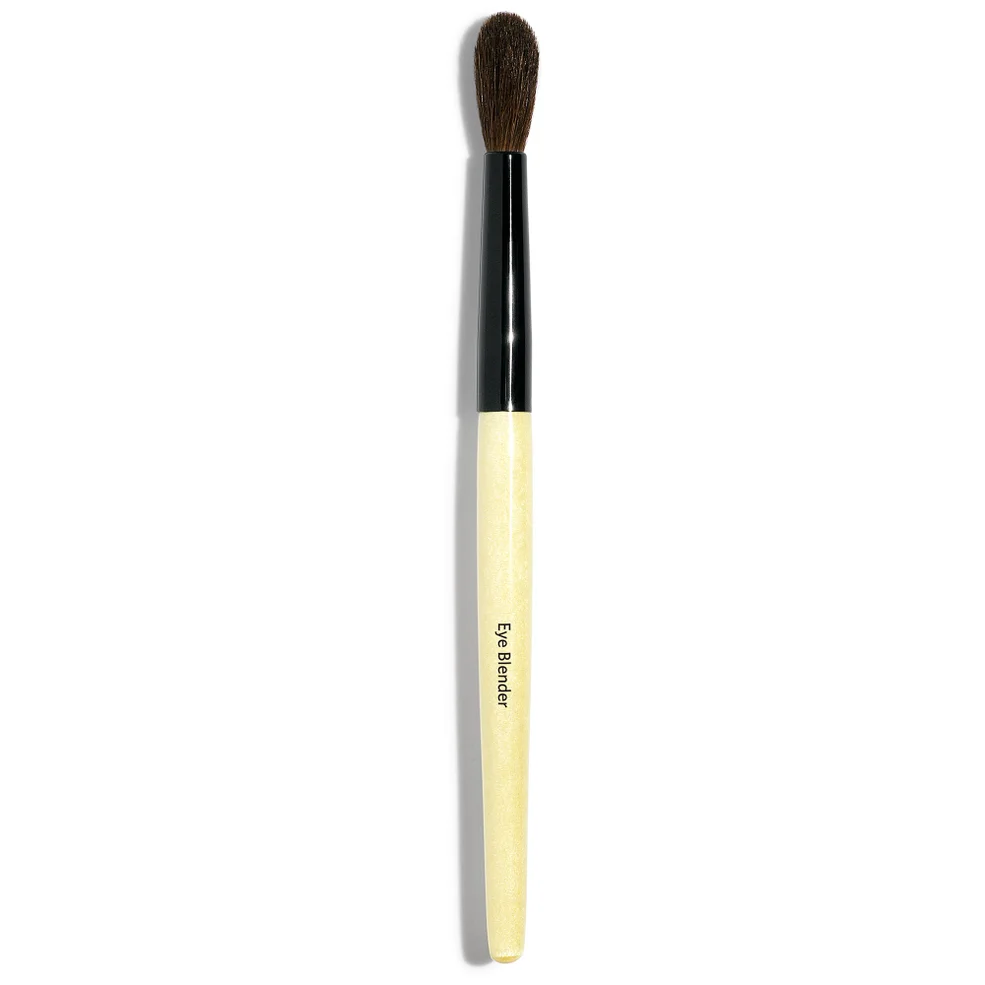 Bobbi Brown Eye Blender Brush Image 1