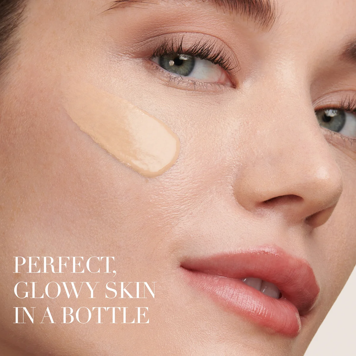 Armani Luminous Silk Foundation 30ml (Various Shades) LOOKFANTASTIC