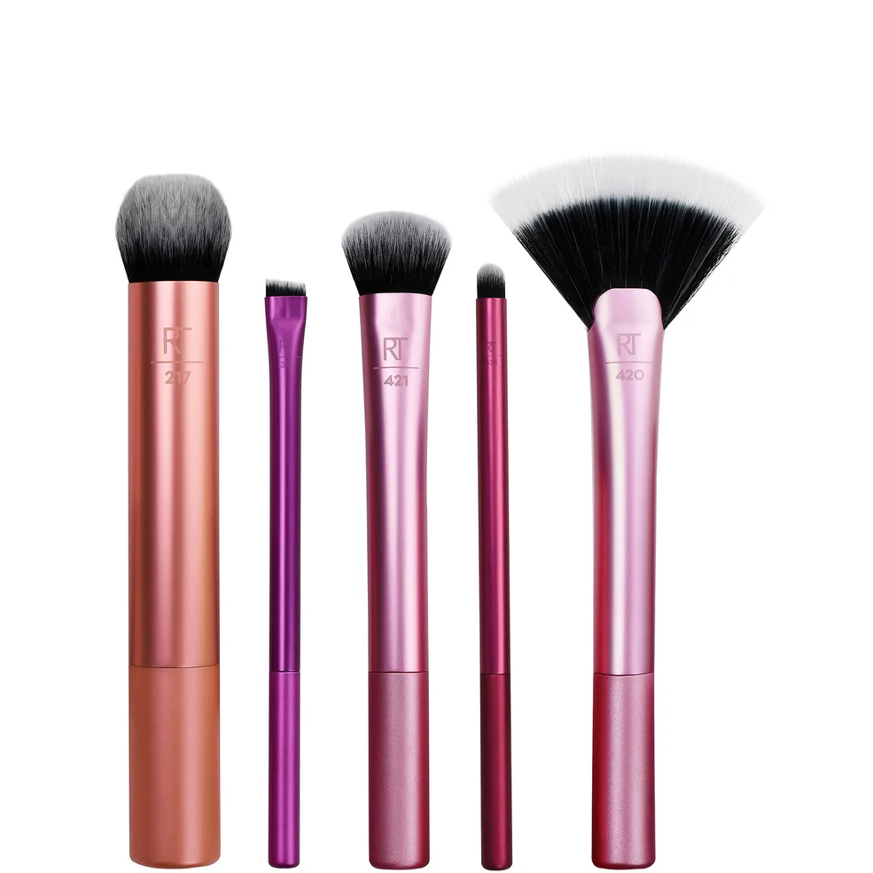 Real Techniques Artists Essentials Image 1