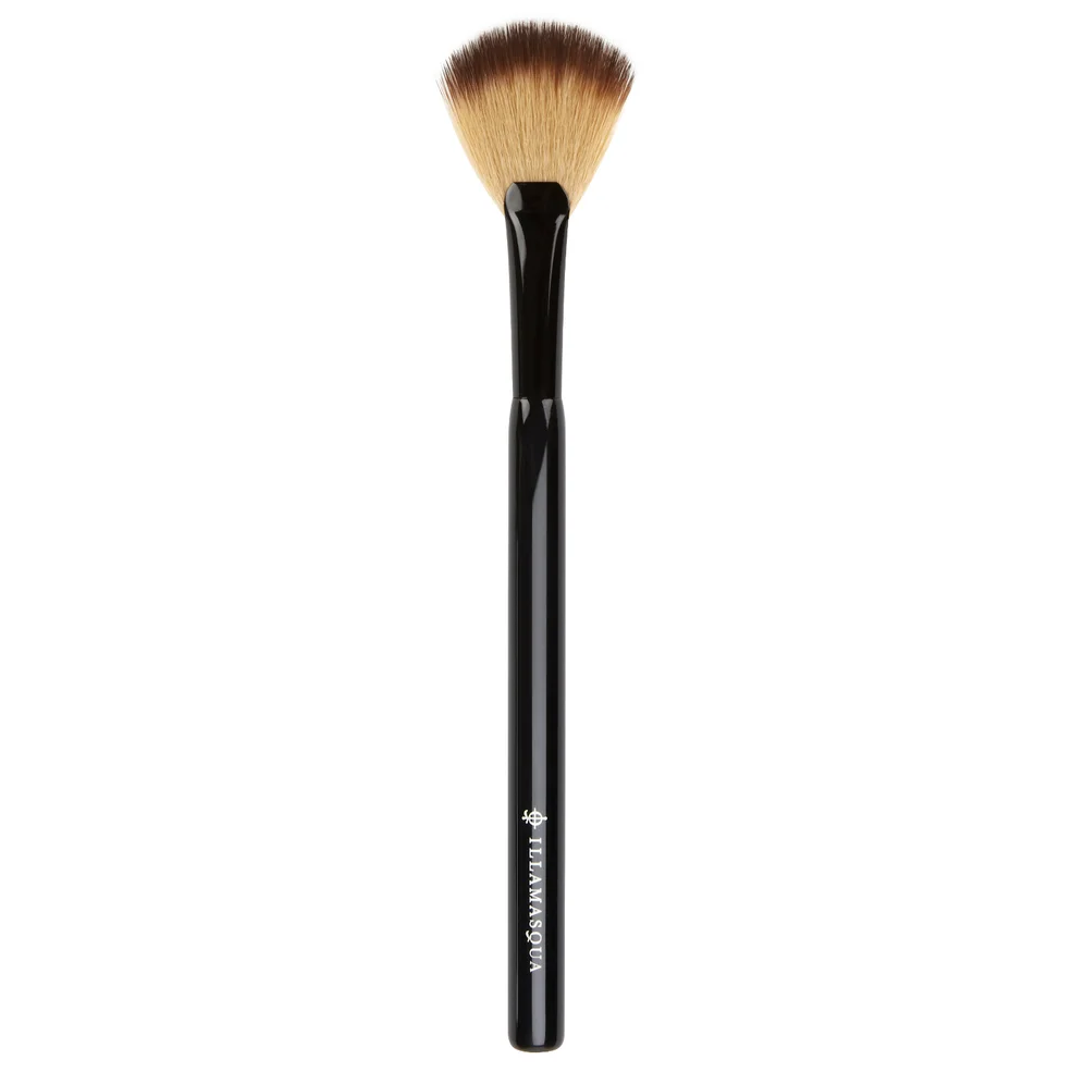 Illamasqua Highlighter Brush Image 1