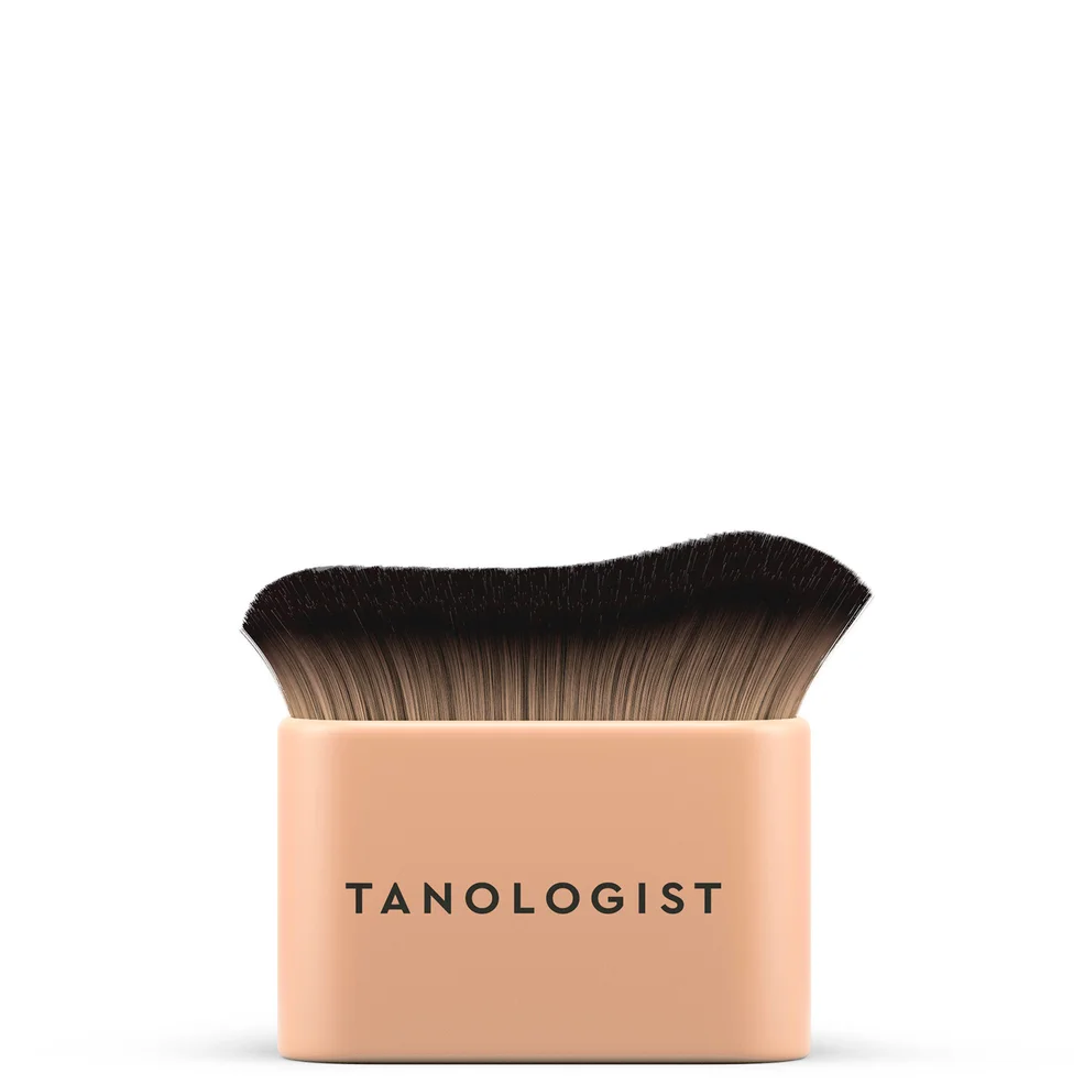 Tanologist Kabuki Brush Image 1