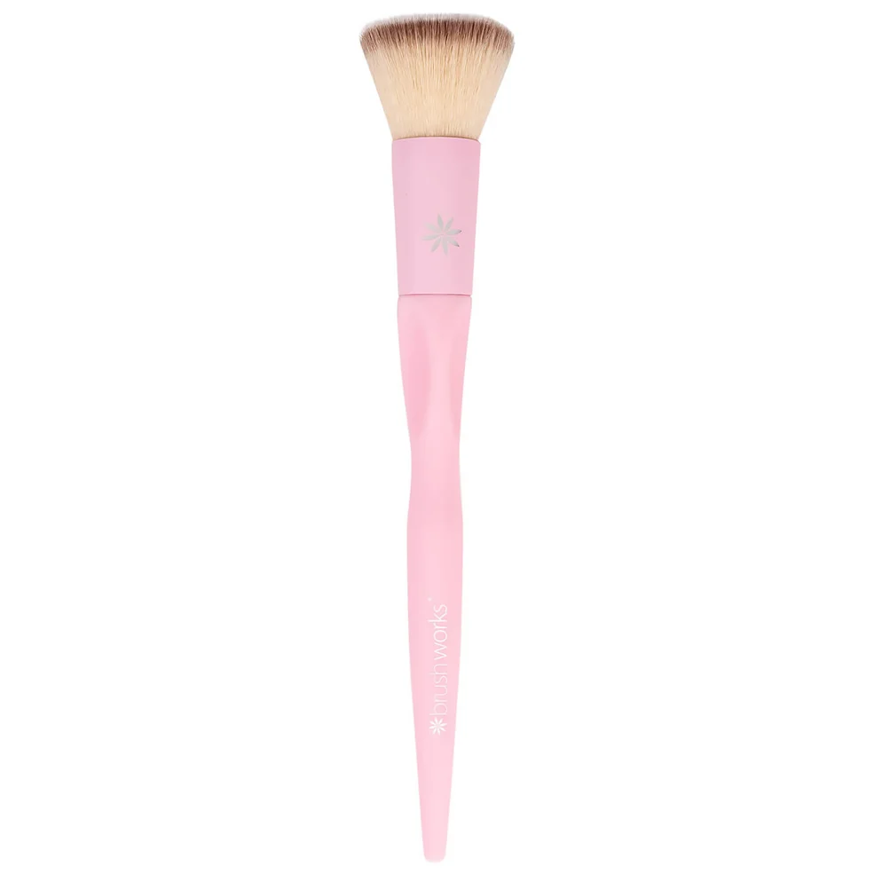 Brushworks HD Buffing Foundation Brush Image 1