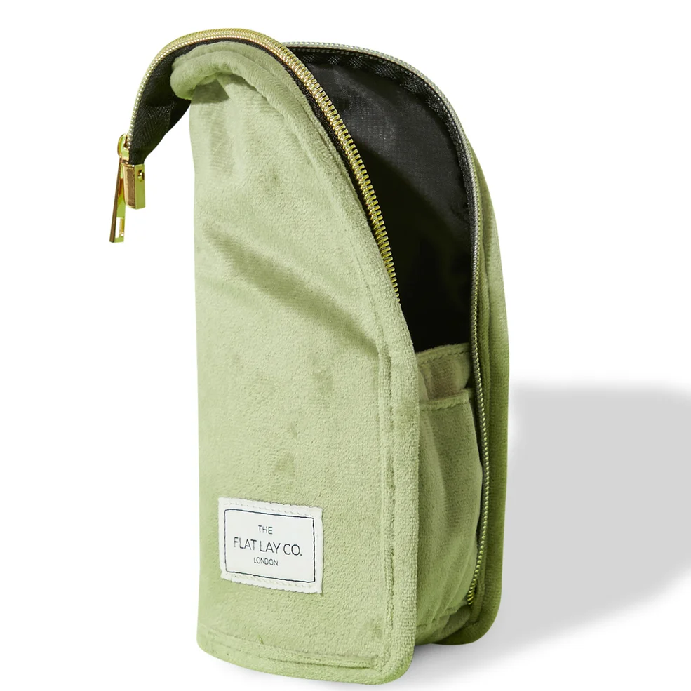 The Flat Lay Co. Standing Brush Case - Green Velvet Image 1