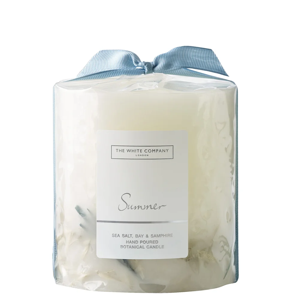 The White Company Summer Medium Botanical 660g Image 1