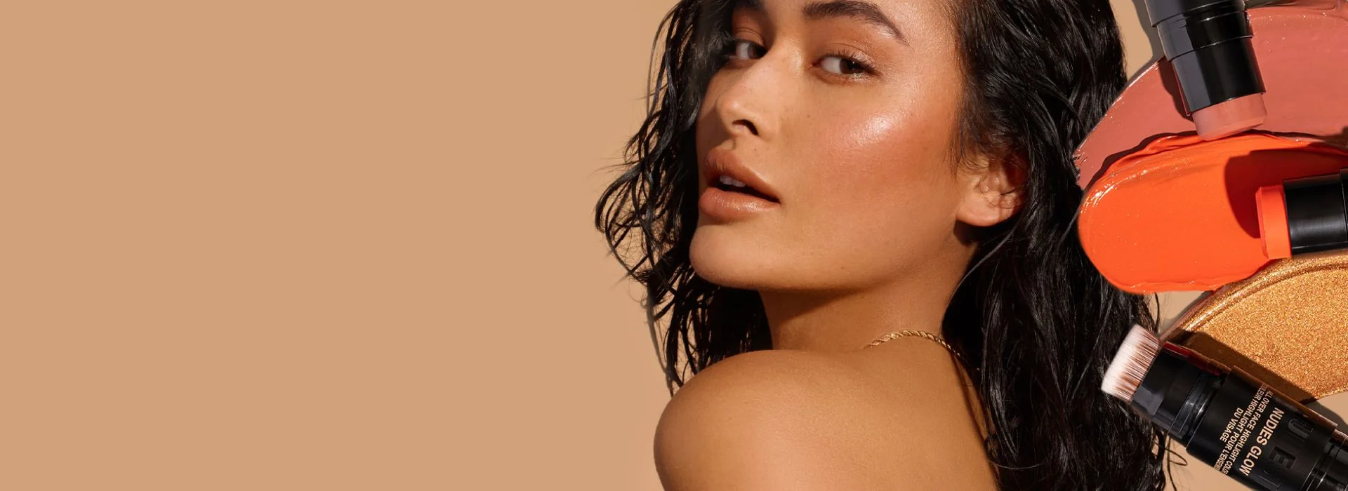 Shop NUDESTIX at LOOKFANTASTIC IE