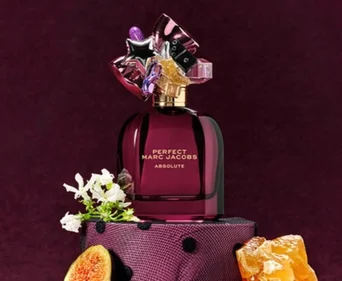 NEW Marc Jacobs