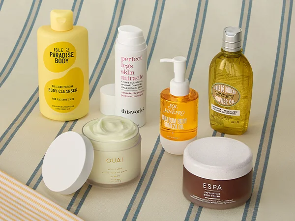 🌟 Time to glow with LookFantastic's ultimate holiday prep essentials! 🏝️ Get that summer feeling and treat your skin from head-to-toe. Set your out-of-office and shine bright! ✨ Shop now and snag the perfect products for a radiant look! 💖 #SummerGlow #BeautyEssentials